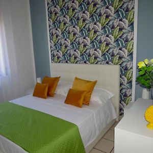 Syrene Apartment